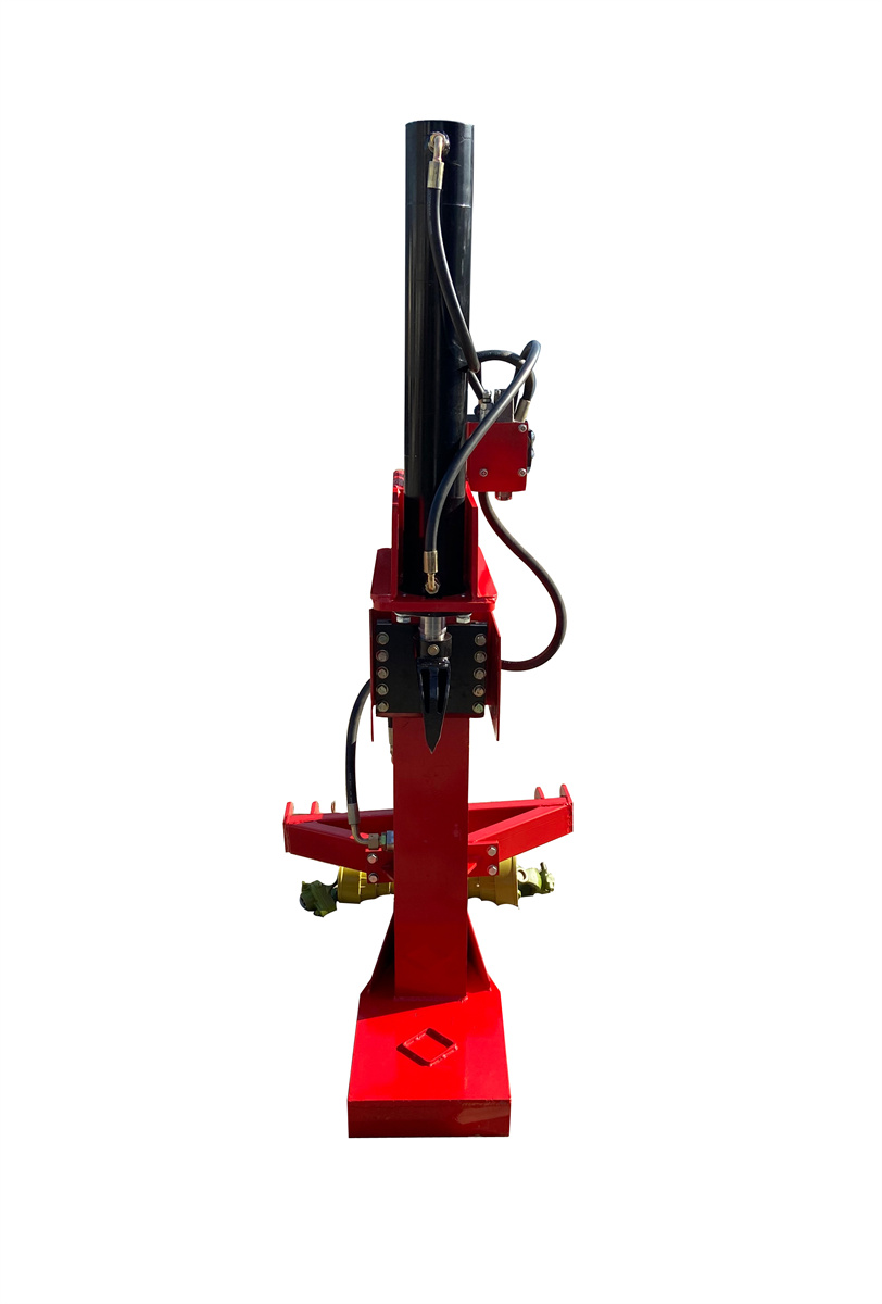 Spaccalegna azionato dalla presa di forza del trattore